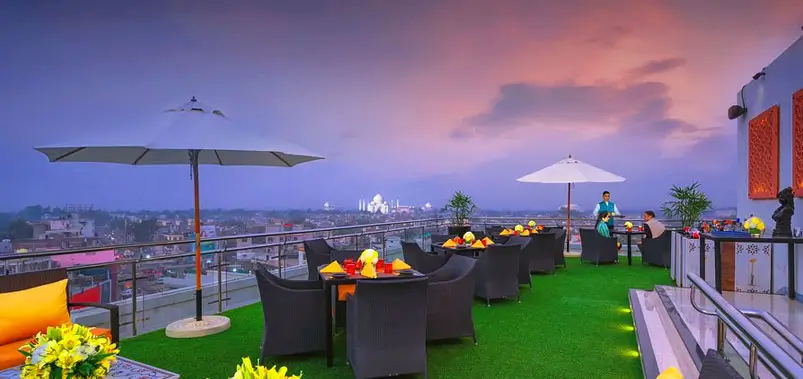 Best Restaurants in Agra with Taj Mahal Views: Rooftop Cafés, Luxury Dining & Romantic Restaurants