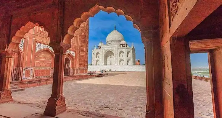 Important Tips to Plan Golden Triangle India Tour for First-Time Travelers