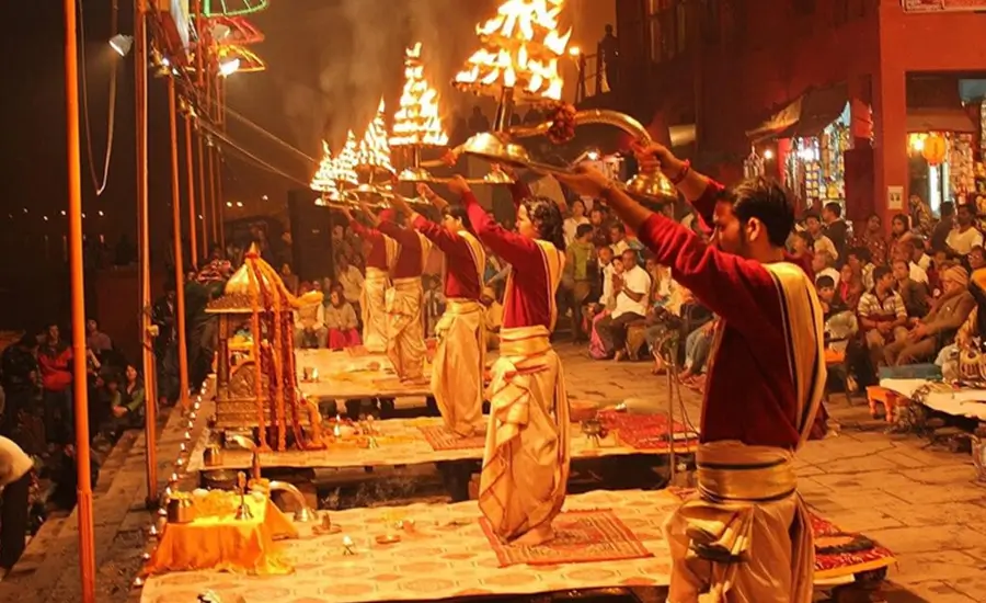 Small Group Golden Triangle India Tour with Varanasi Ganges Aarti