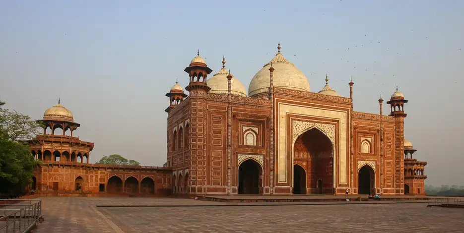 rajasthan-forts-palaces-golden-triangle-tour
