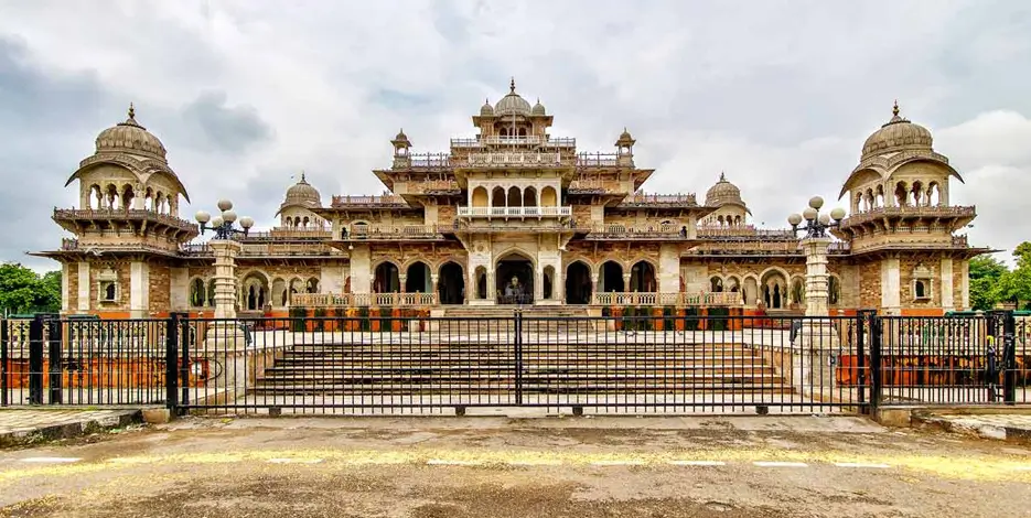 India’s Golden Triangle Tour For Families – 6 Nights 7 Days Family Heritage Journey