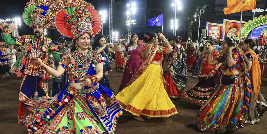 india-golden-triangle-navratri-dussehra-festival-tour
