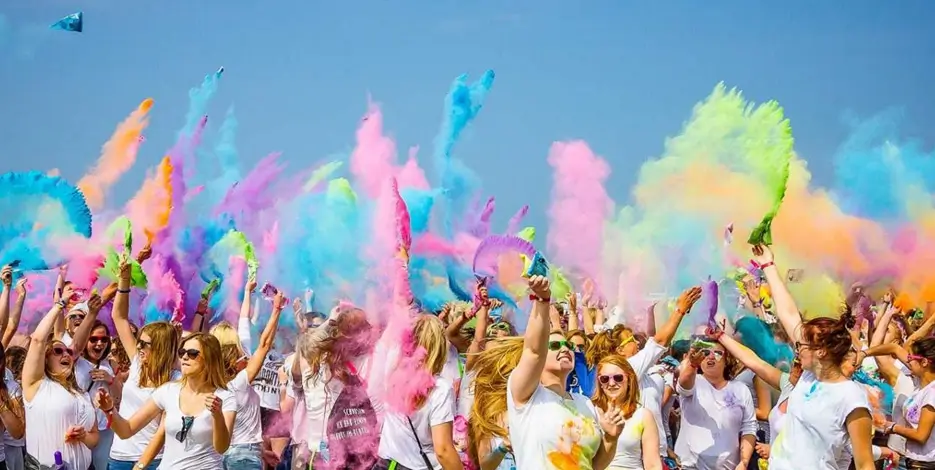 7 Days Golden Triangle Tour with Holi Celebration in Jaipur – Delhi, Agra & Festival of Colors