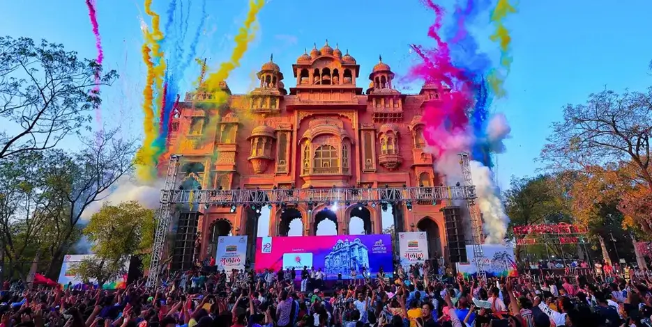 7 Days Golden Triangle Tour with Holi Celebration in Jaipur – Delhi, Agra & Festival of Colors
