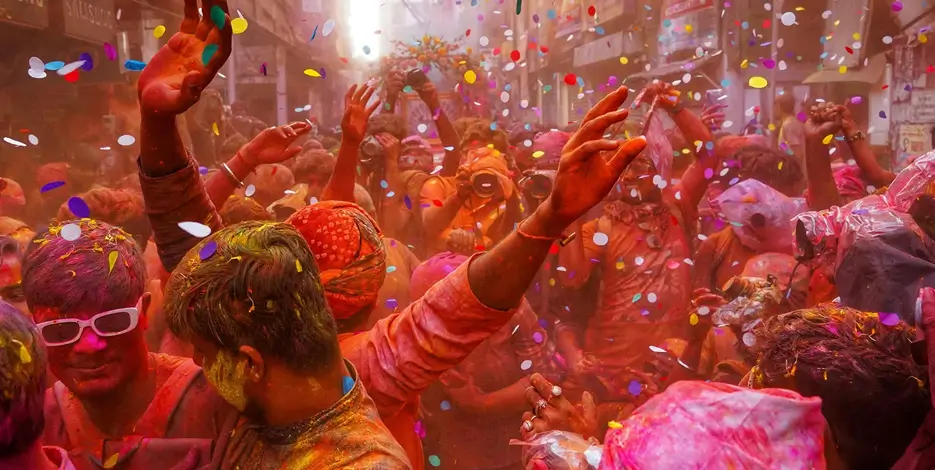 7 Days Golden Triangle Tour with Holi Celebration in Jaipur – Delhi, Agra & Festival of Colors