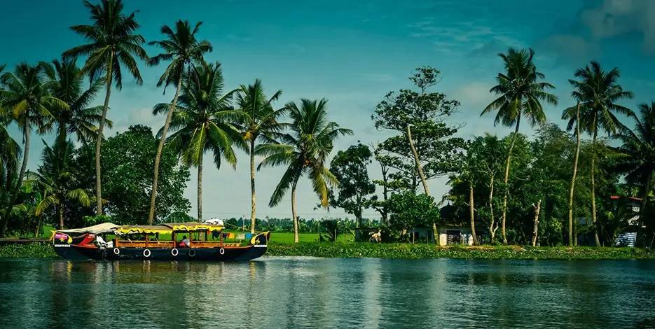 12 Days Golden Triangle with Kerala Backwaters and Beaches – Delhi, Jaipur, Agra, Cochin & Alleppey