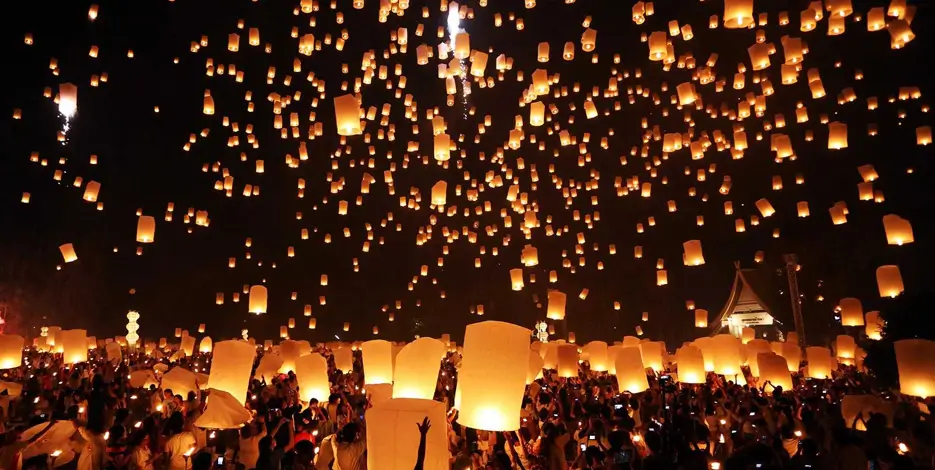 8 Days Festival of Light with Golden Triangle – Delhi, Jaipur, Agra & Varanasi Diwali Special