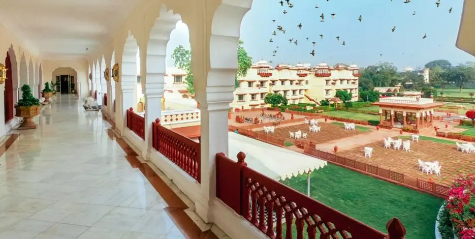12 Days Golden Triangle Tour with Kerala Backwaters & Taj Luxury Hotels