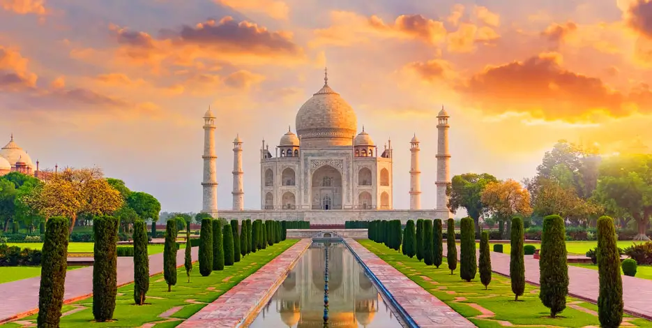 7-Day Golden Triangle Tour with Chambal & Bharatpur