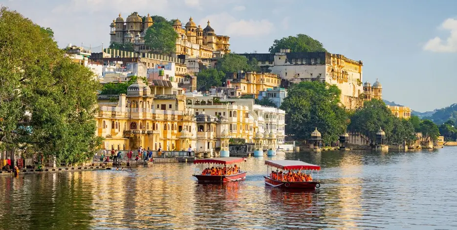 Delhi Agra Jaipur with Udaipur and Jaisalmer – 11 Days Golden Triangle with Rajasthan