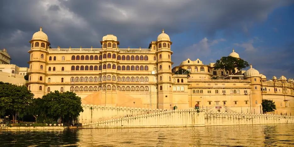 India Tour Package from Canada Golden Triangle Luxury Safari
